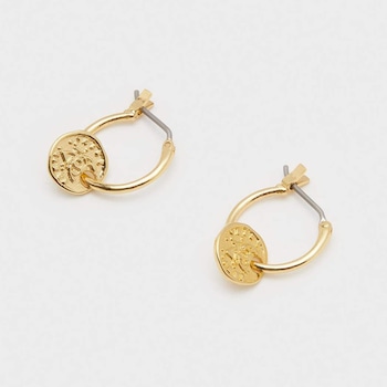 EComm, I Celebrated My Quarantine Birthday Alone & These Were the Gifts That Made Me Smile